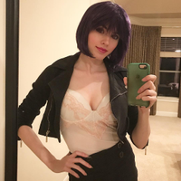 amouranth - BMZIUipg1Bm-8qIcbOea-mvAAxrls.jpg